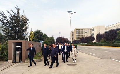 團(tuán)市委、市貿(mào)促會、市青企協(xié)一行到工投集團(tuán)涇河產(chǎn)業(yè)園考察交流